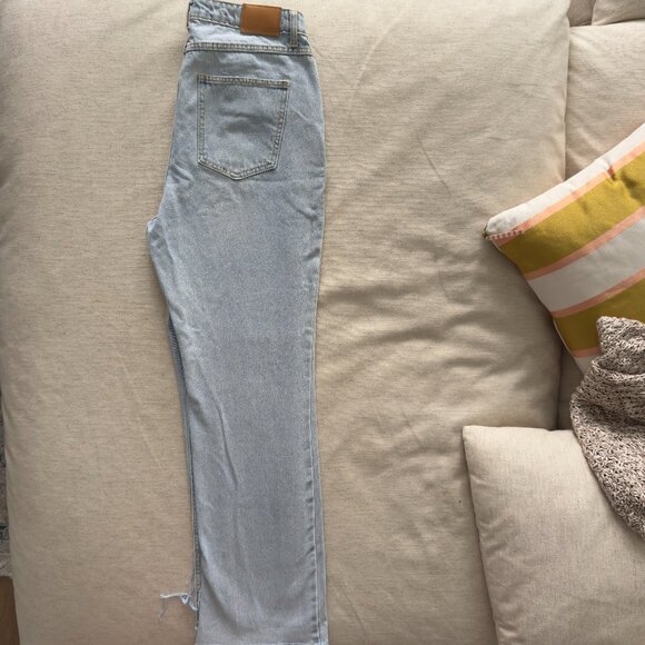 Avec Les Filles Light Wash Distressed Split Seam Jeans | Anthropologie | Size 29 - Picture 11 of 13